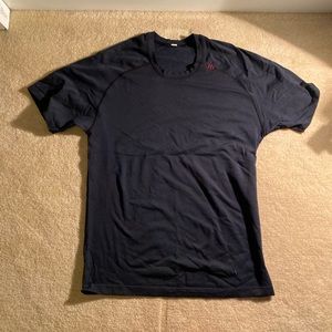 Navy metal vent tech short sleeve lululemon